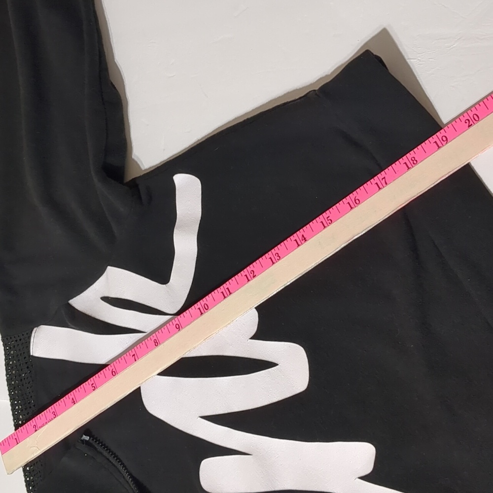 Pink Victoria’s Secret Crop Top 3/4 zip - Picture 8 of 8